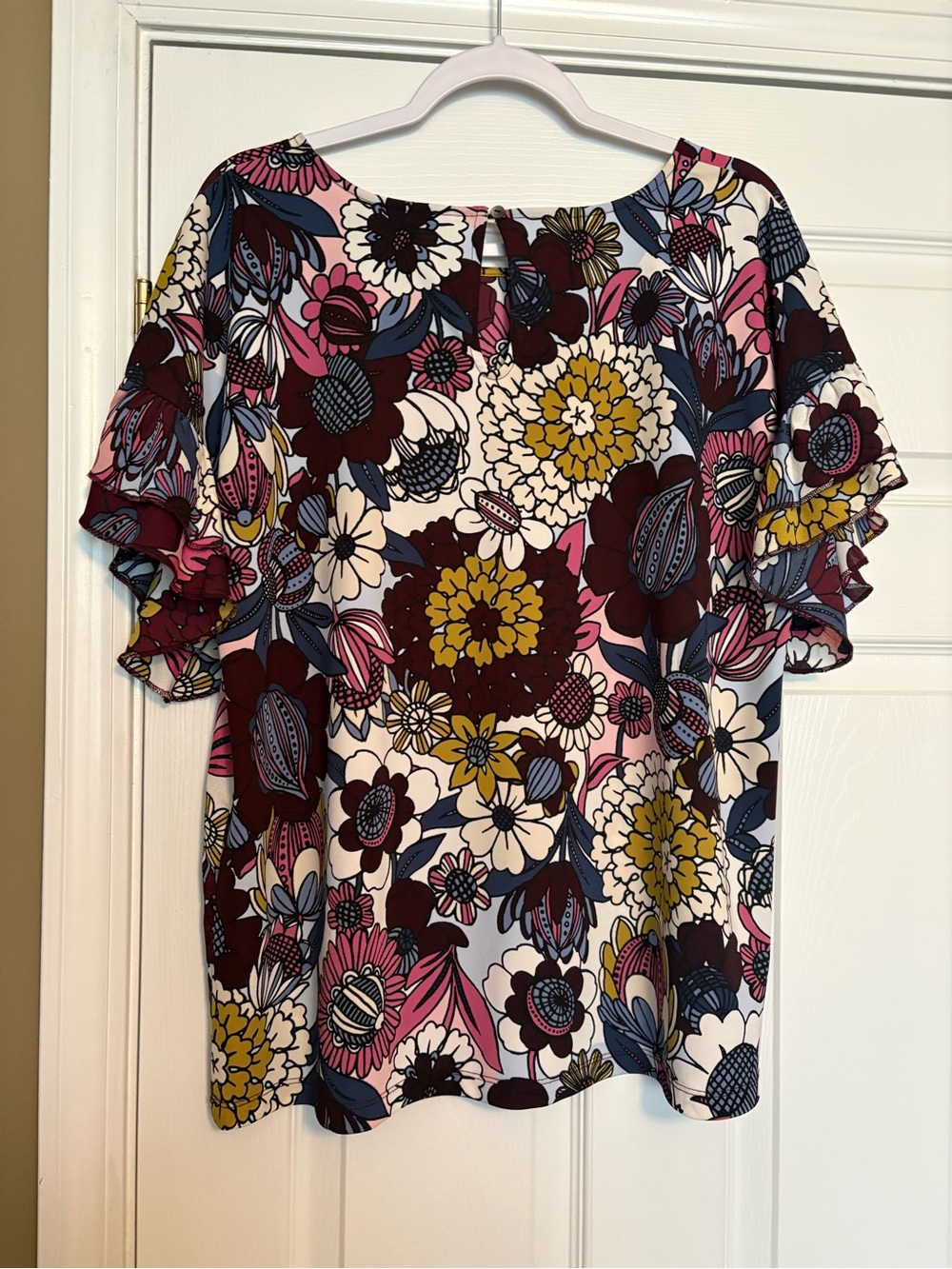 Ann Taylor Factory Ruffle Sleeve Women’s Top - burgundy Multi - Picture 3 of 3